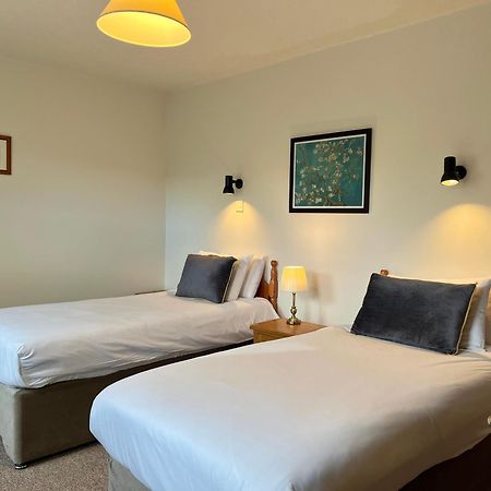 Atlantic View Cottages ดูลิน ภายนอก รูปภาพ